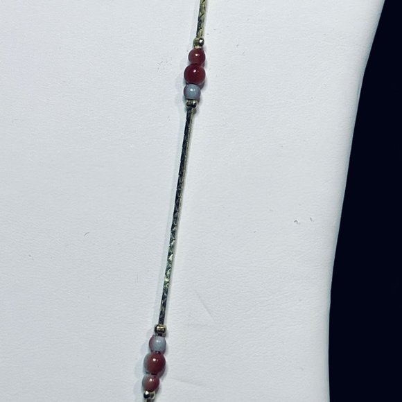 Gold Tone Triangle Chain Necklace With White And Maroon Beads - Picture 5 of 7